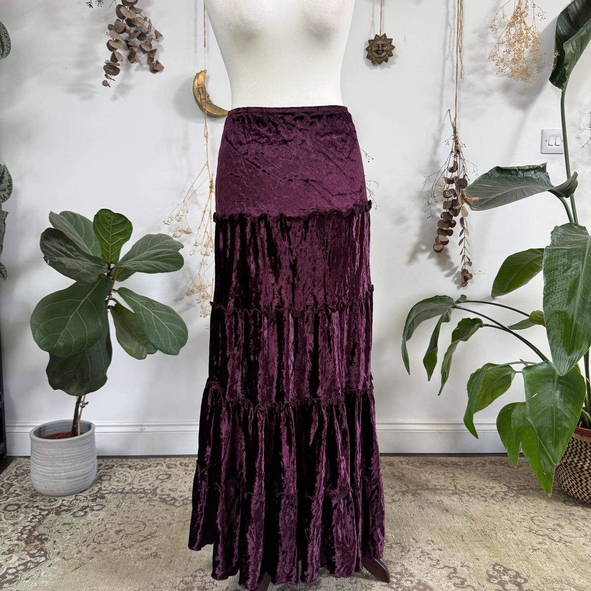 Purple velvet skirt - size M