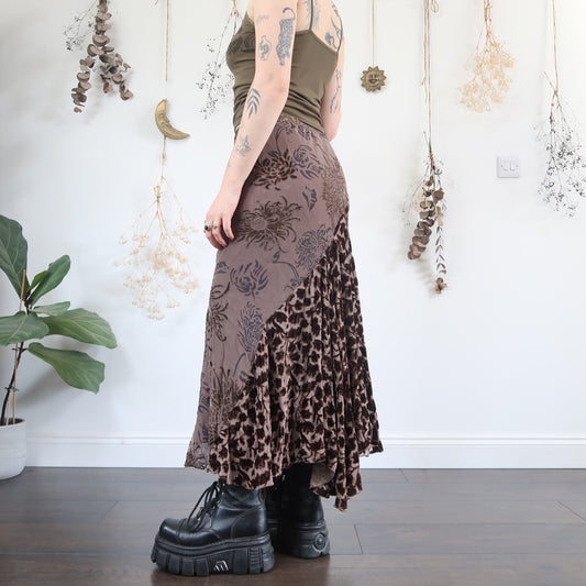 Brown velvet skirt - size M