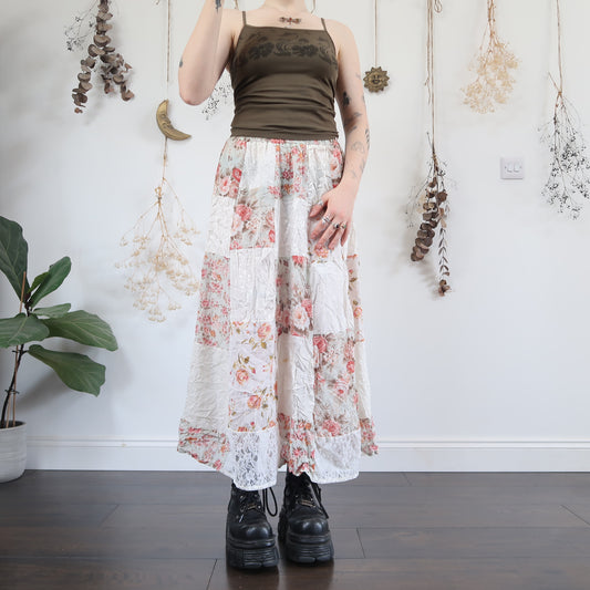 Patchwork floral skirt - size XS/S