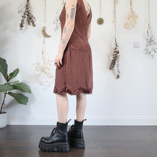 Brown midi dress - size M