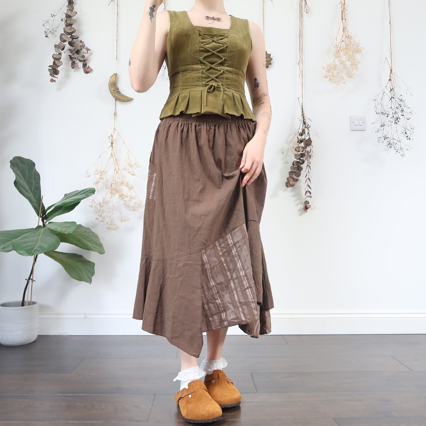 Brown archival skirt - size M