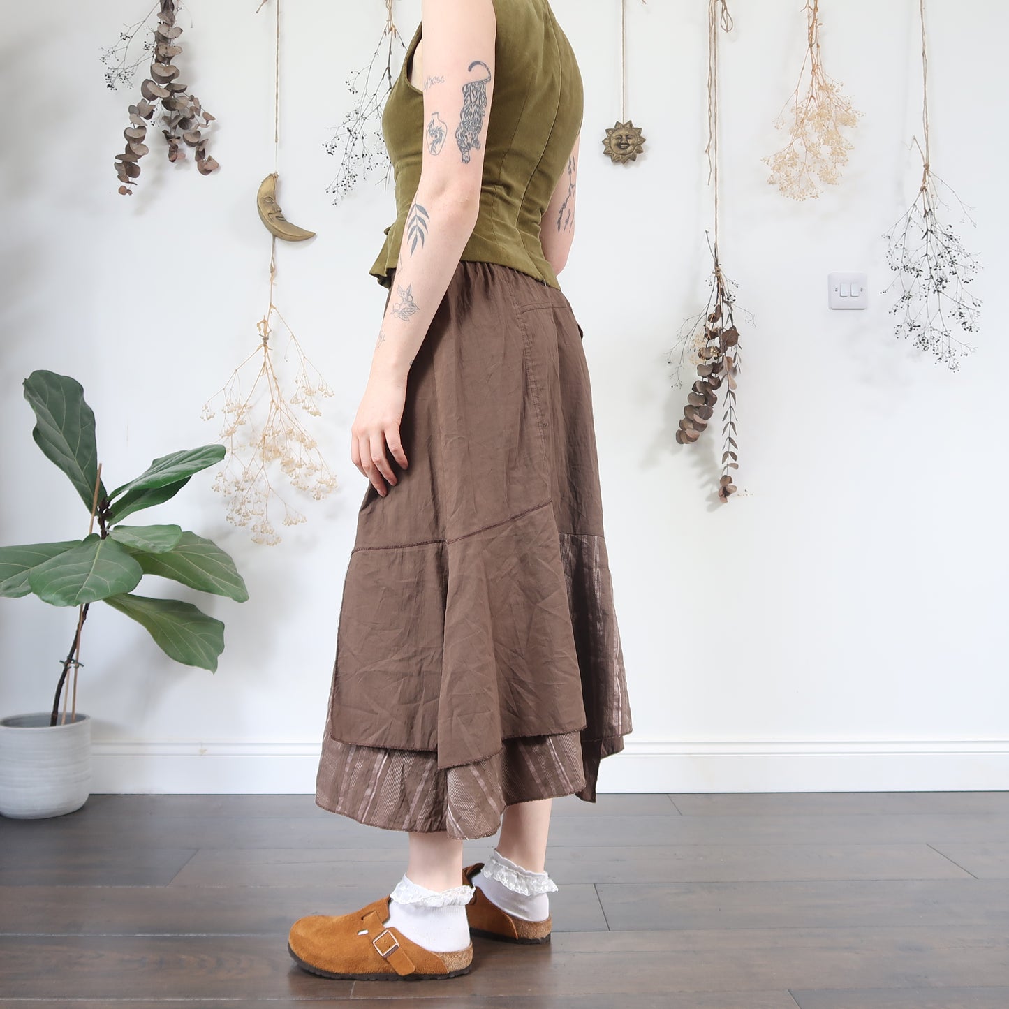 Brown archival skirt - size M