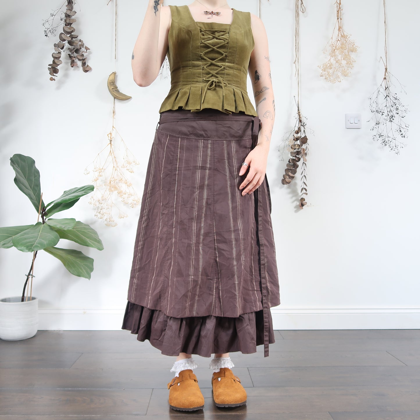 Brown skirt - size M