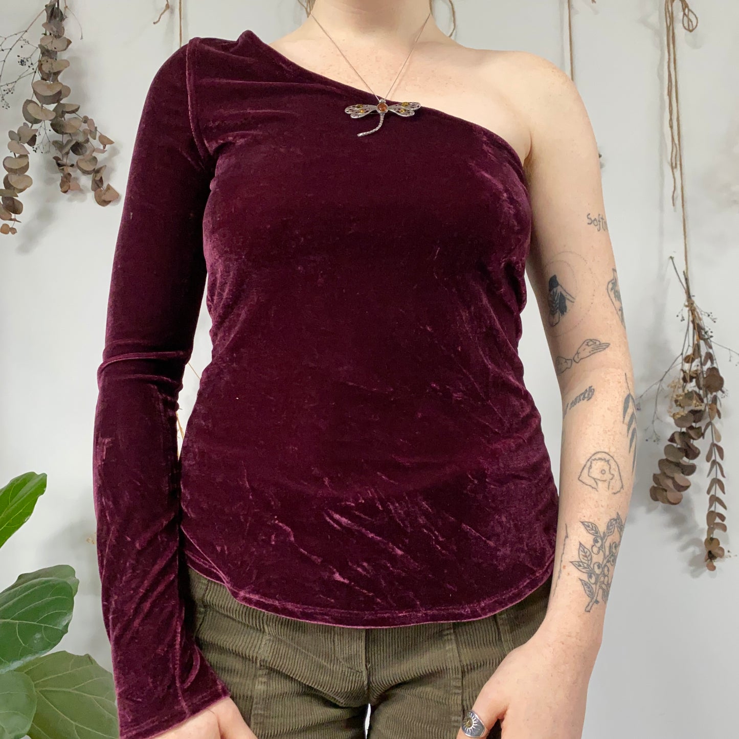 Velvet asymmetric top - size M/L