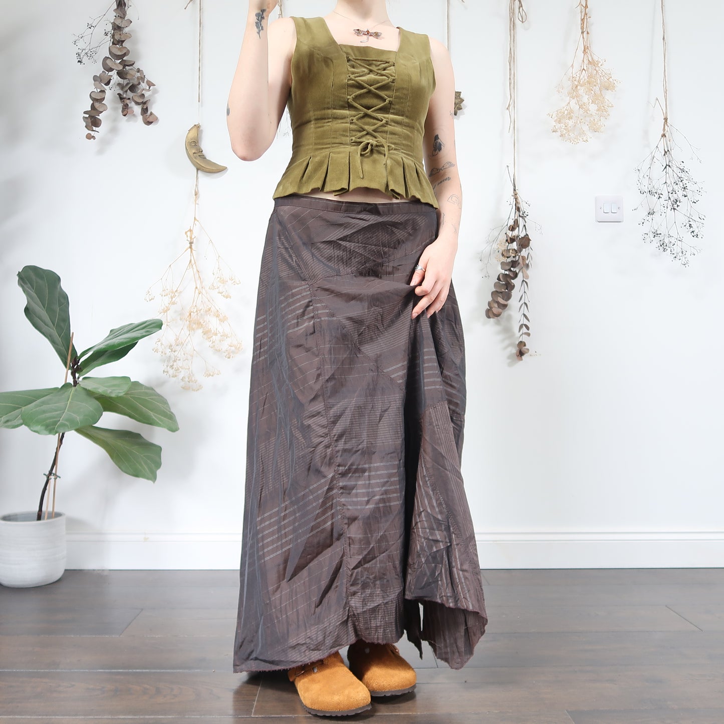 Brown archival skirt - size L