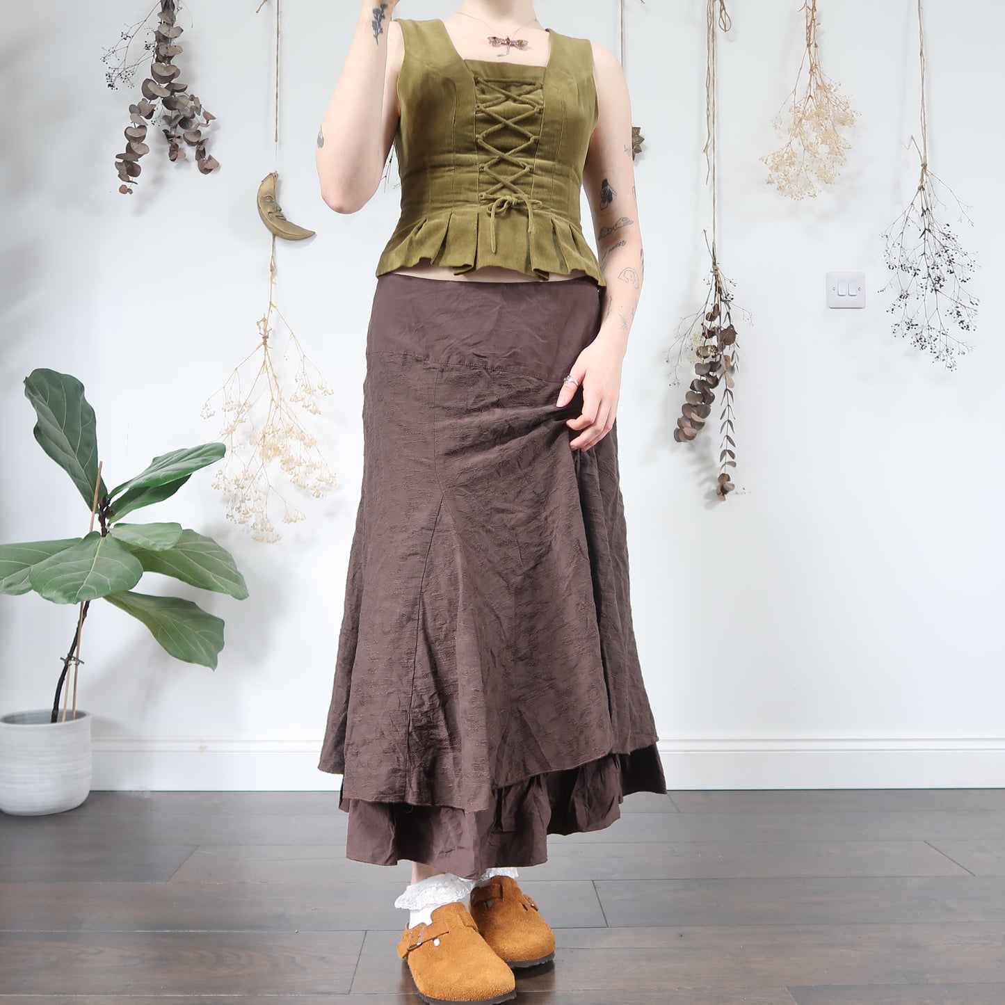 Brown ruched skirt - size M