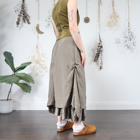 Khaki ruched skirt - size M/L