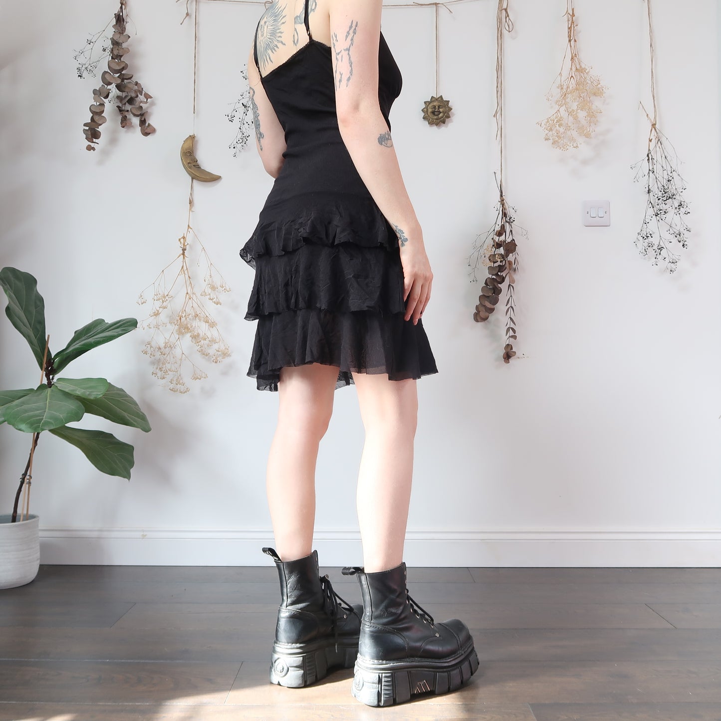 Black mesh ruffle dress - size M