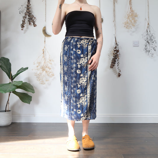 Wrap skirt - size S/M