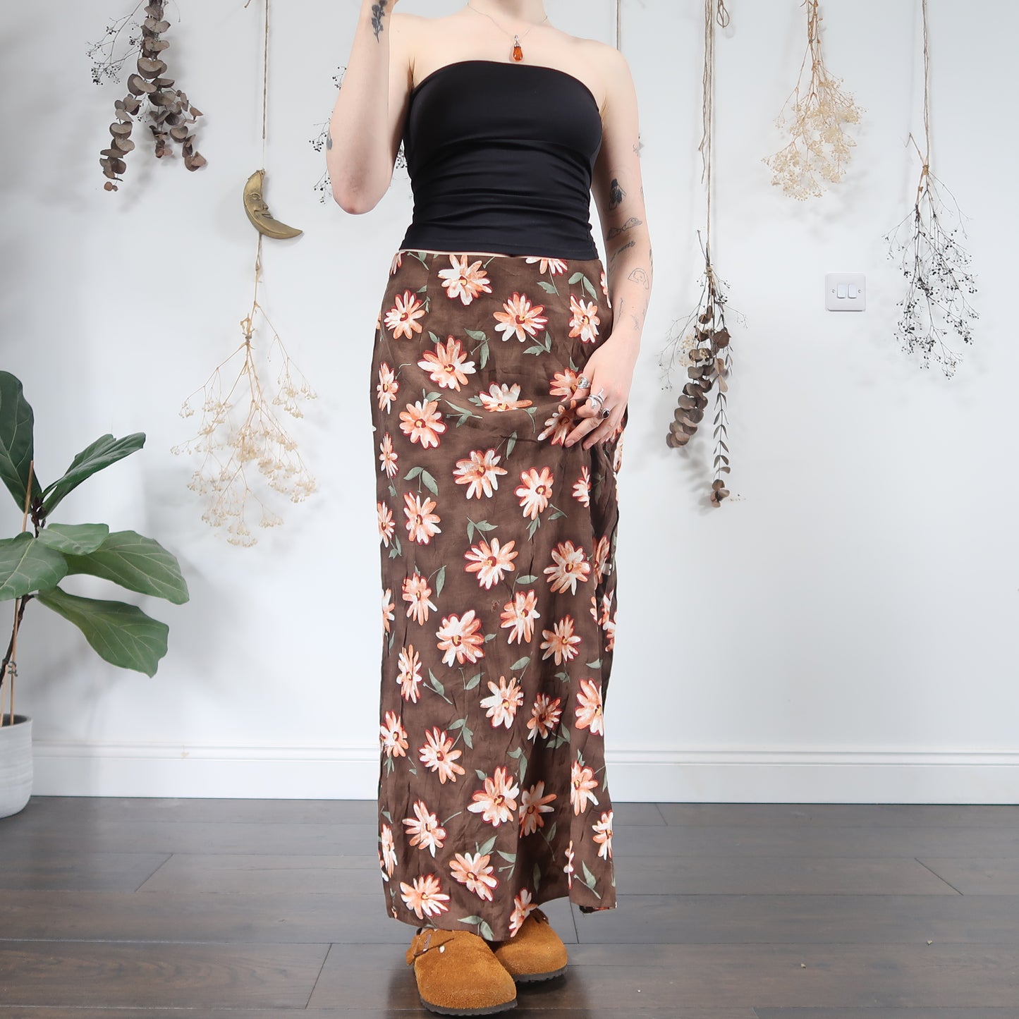 Brown wrap skirt - size M