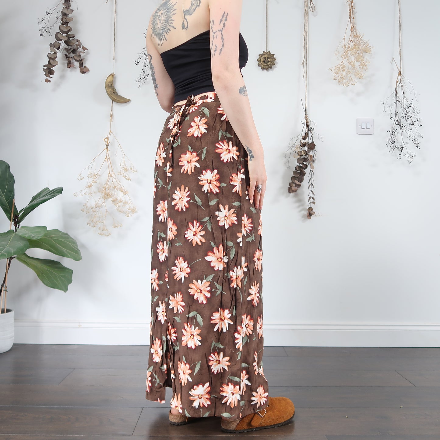 Brown wrap skirt - size M