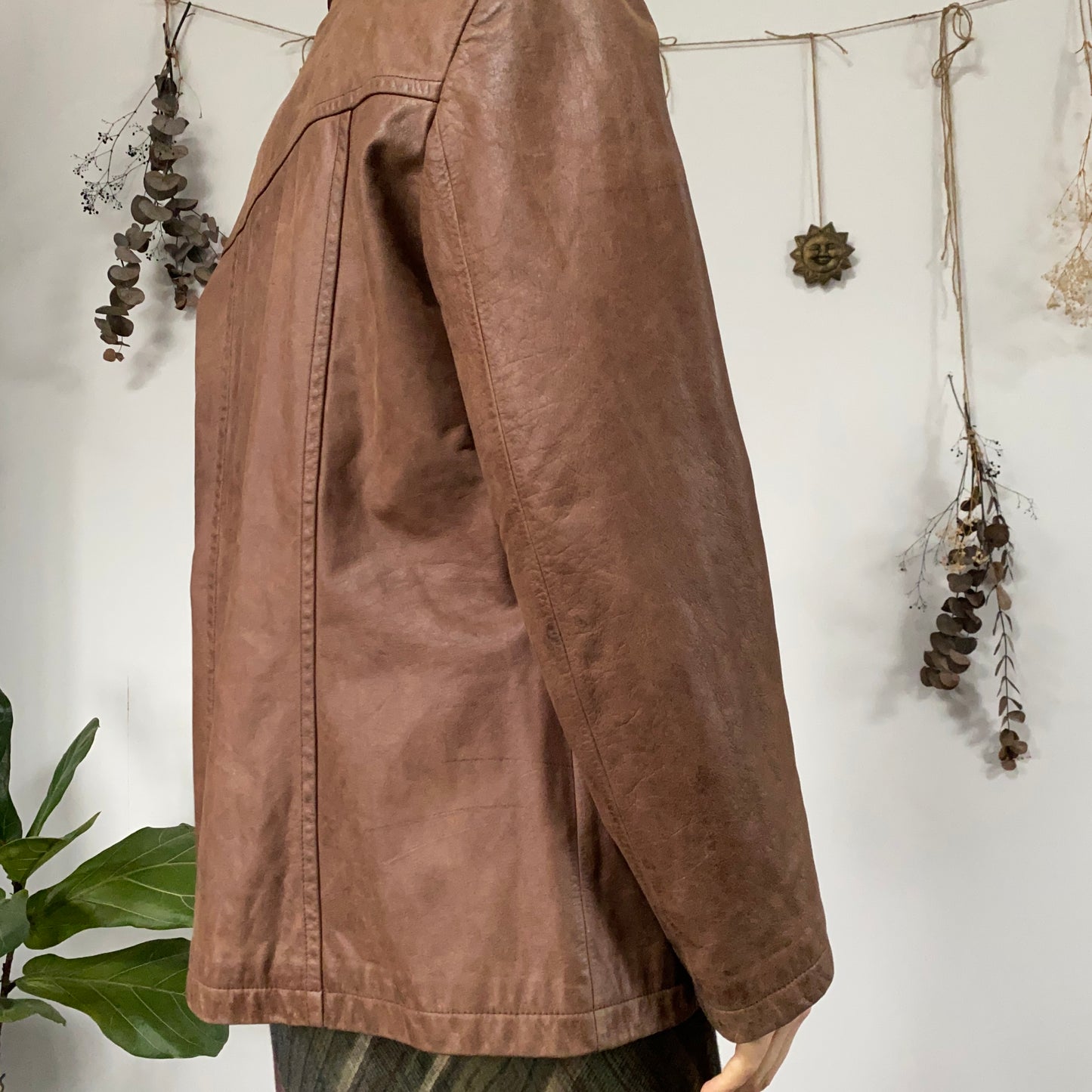 Brown leather jacket - size M