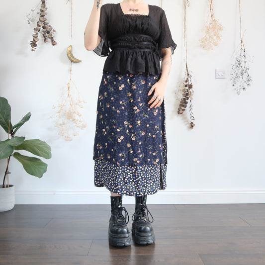 Navy floral skirt - size S