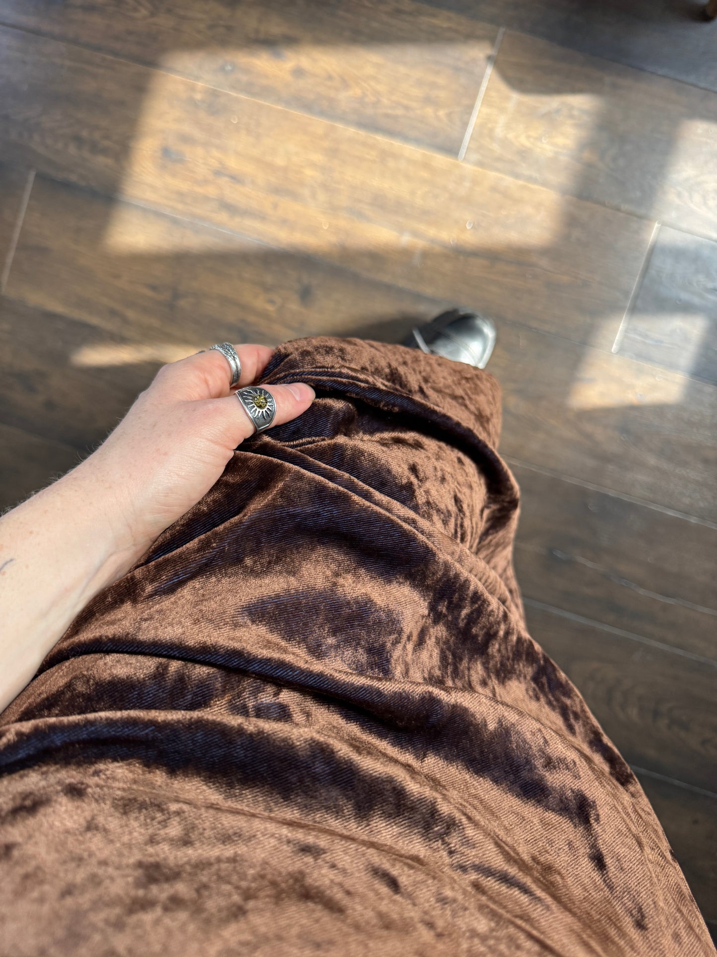 Brown velvet dress - size M