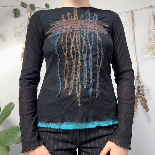 Black blue mesh top - size M