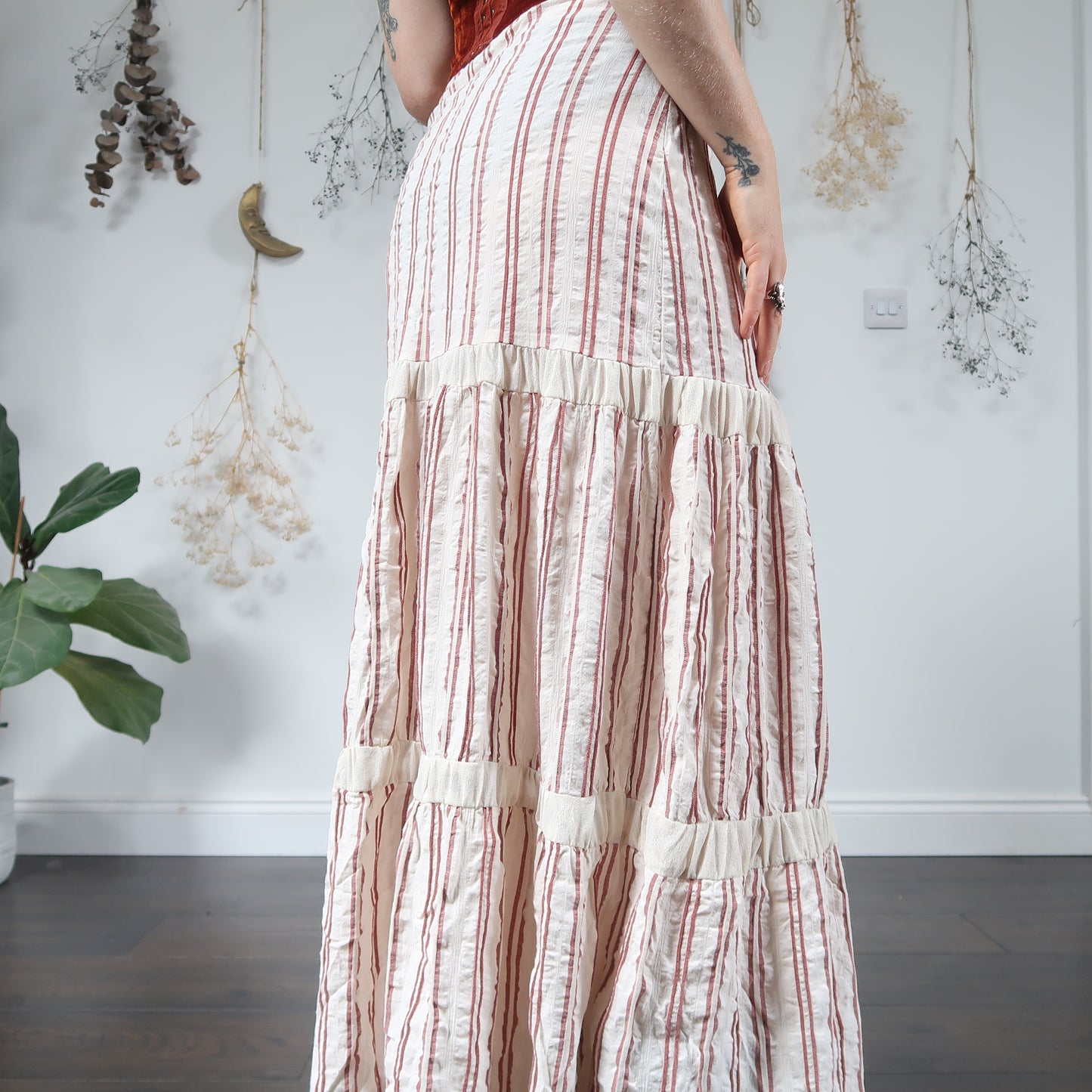 Striped tiered skirt - size M