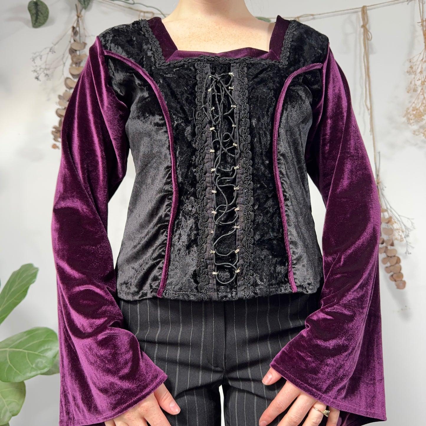 Gothic top - size L/XL