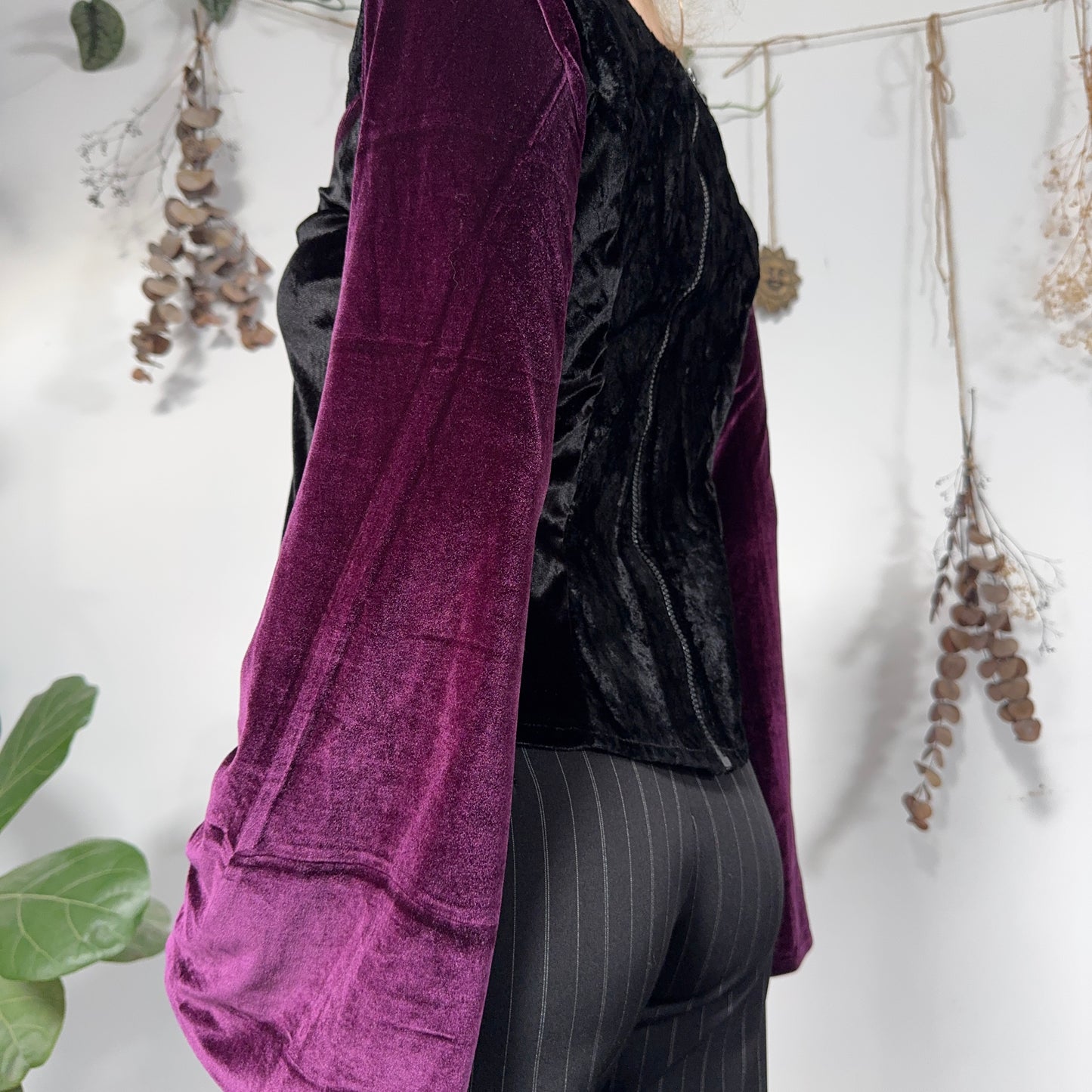 Gothic top - size L/XL