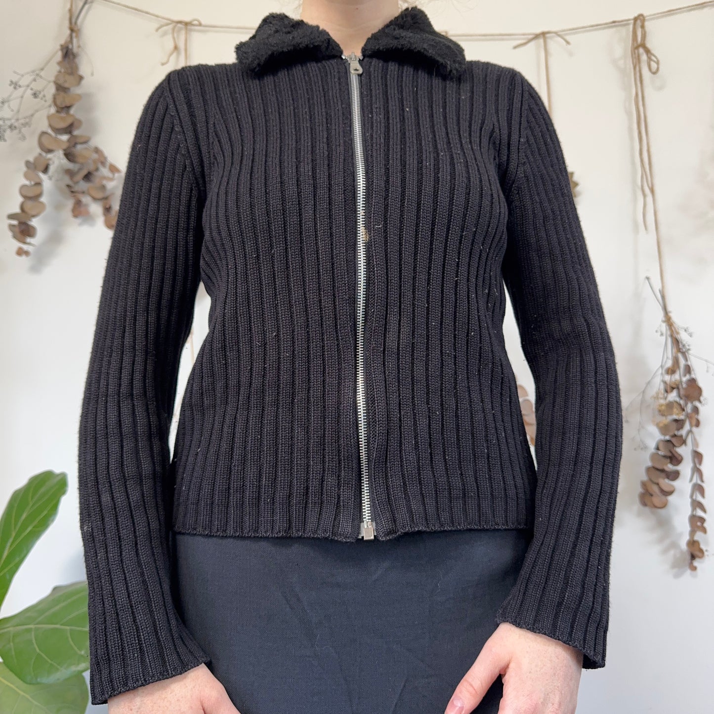 Black knit jumper - size S/M