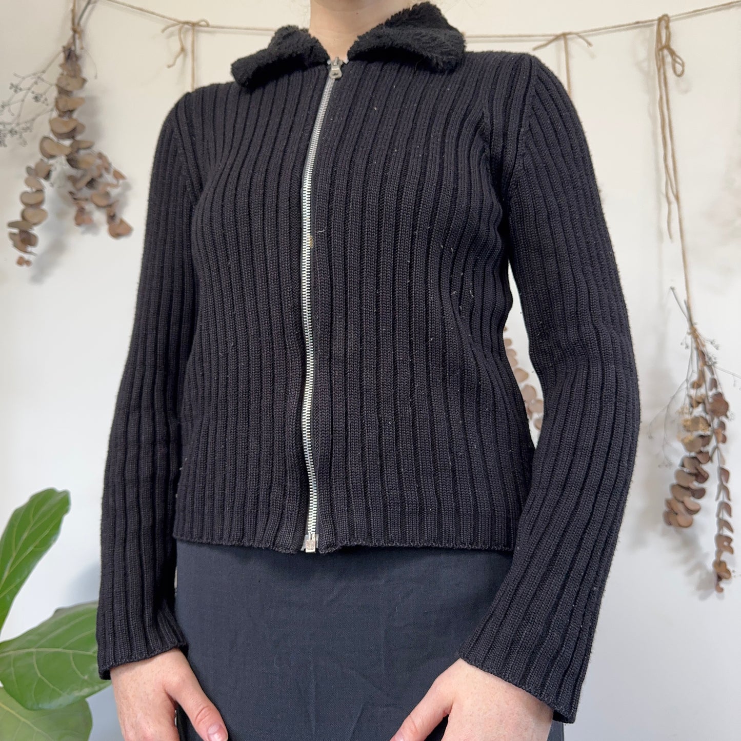 Black knit jumper - size S/M