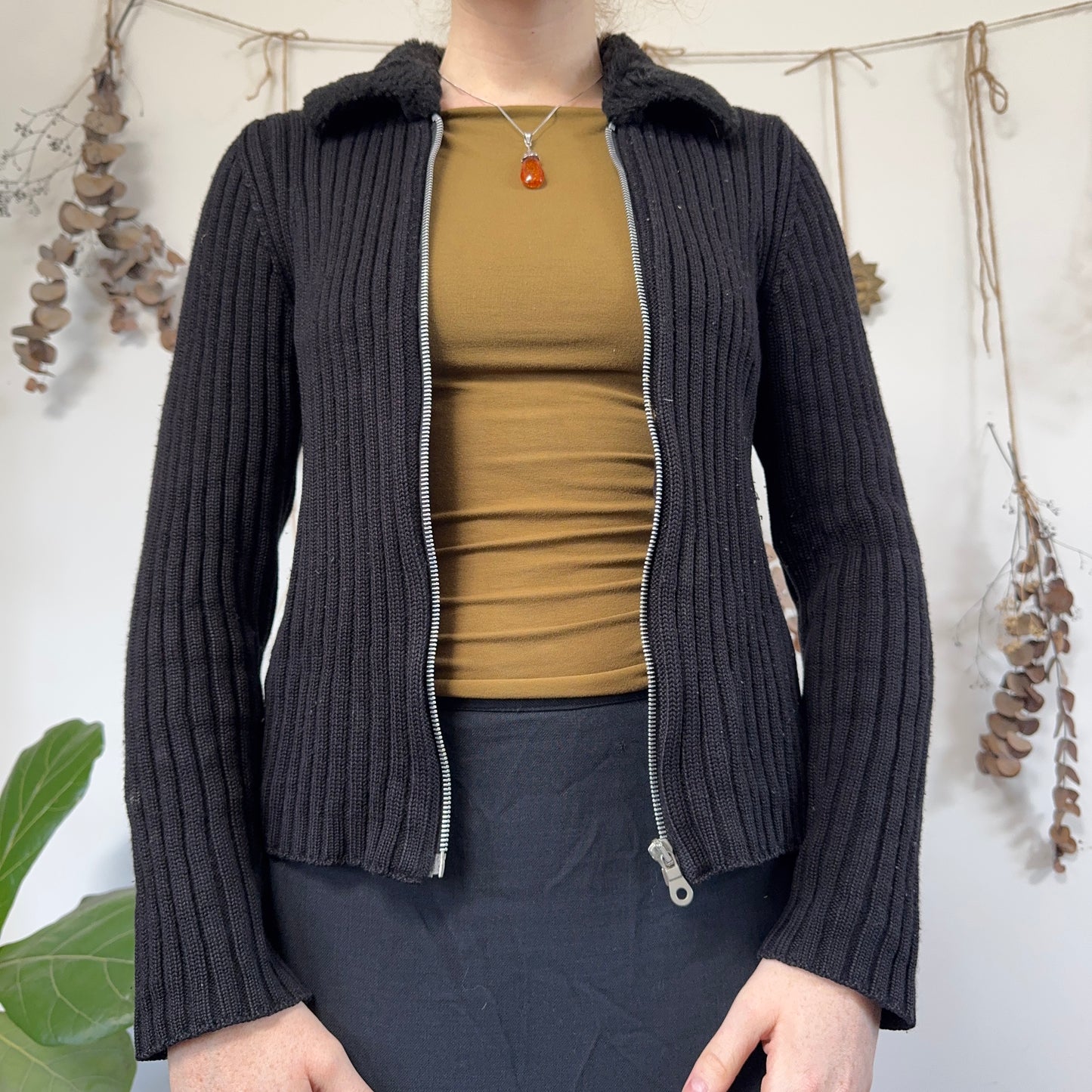 Black knit jumper - size S/M
