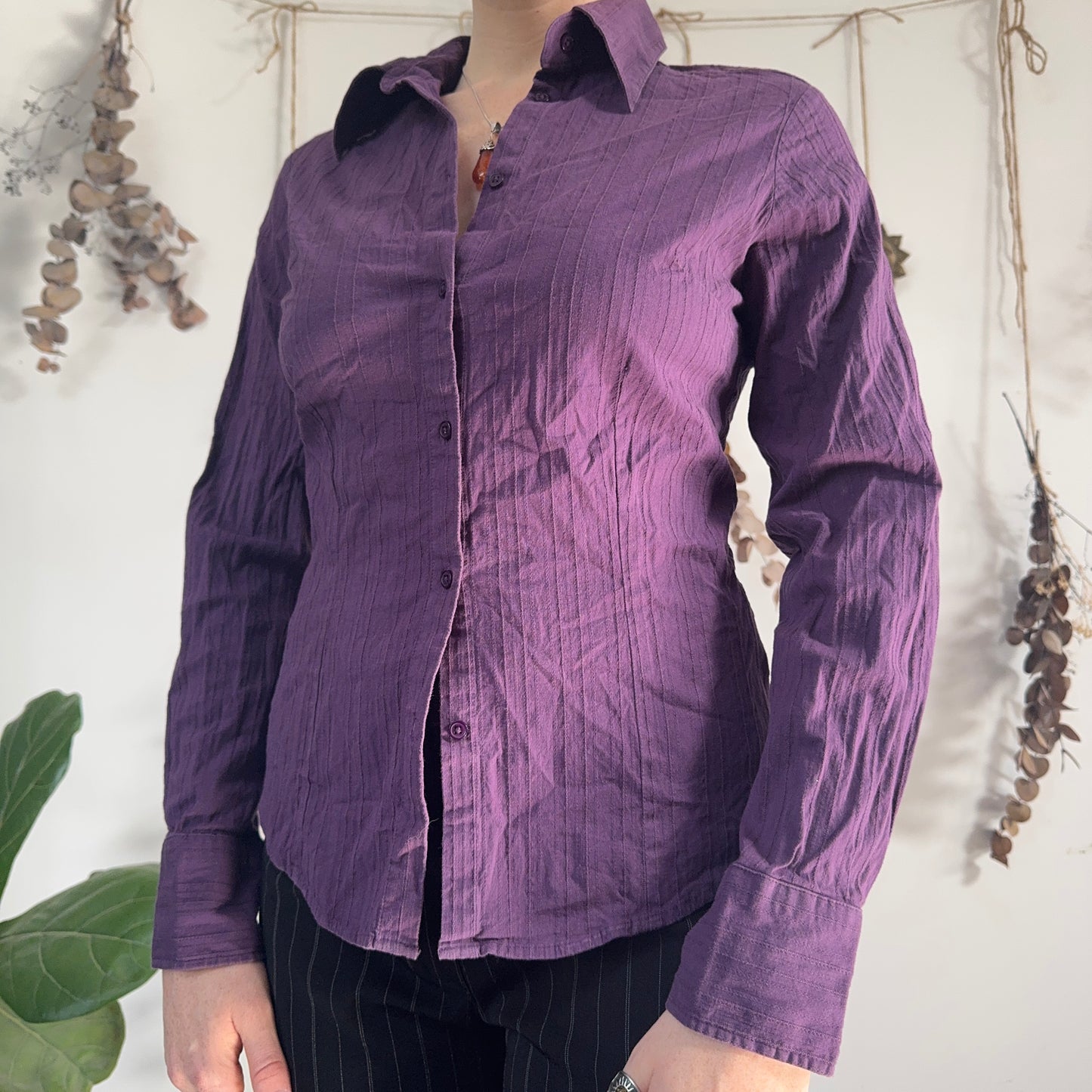 Purple shirt - size M