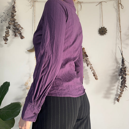 Purple shirt - size M