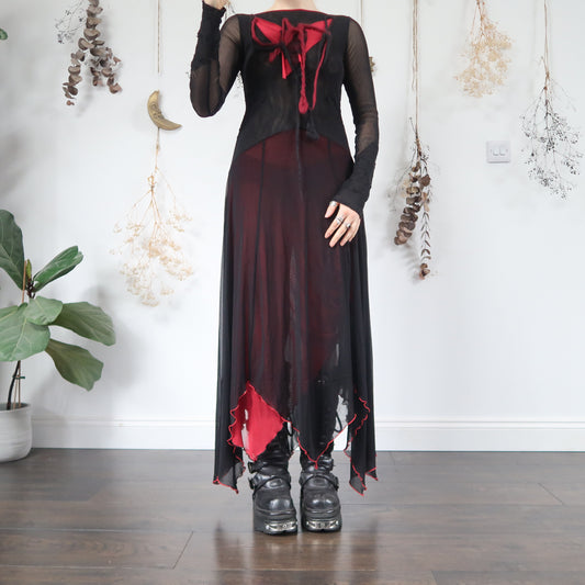 Vampy mesh dress - size