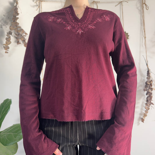 Purple long sleeve top - size L/XL