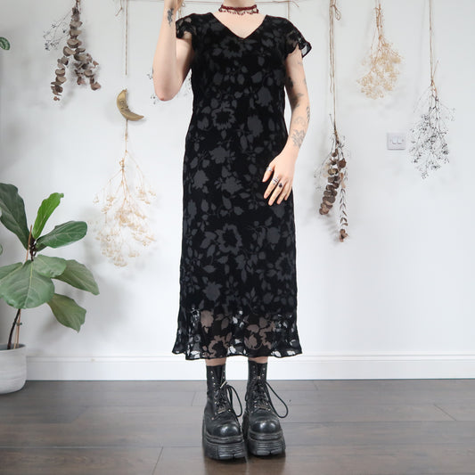 Black velvet dress - size M/L