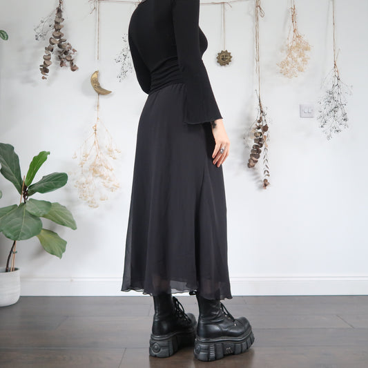 Black skirt - size M/L