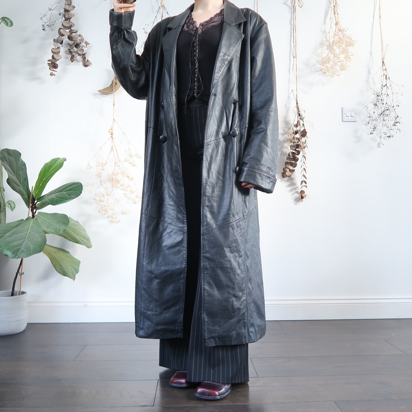 Black leather trench coat - size XL