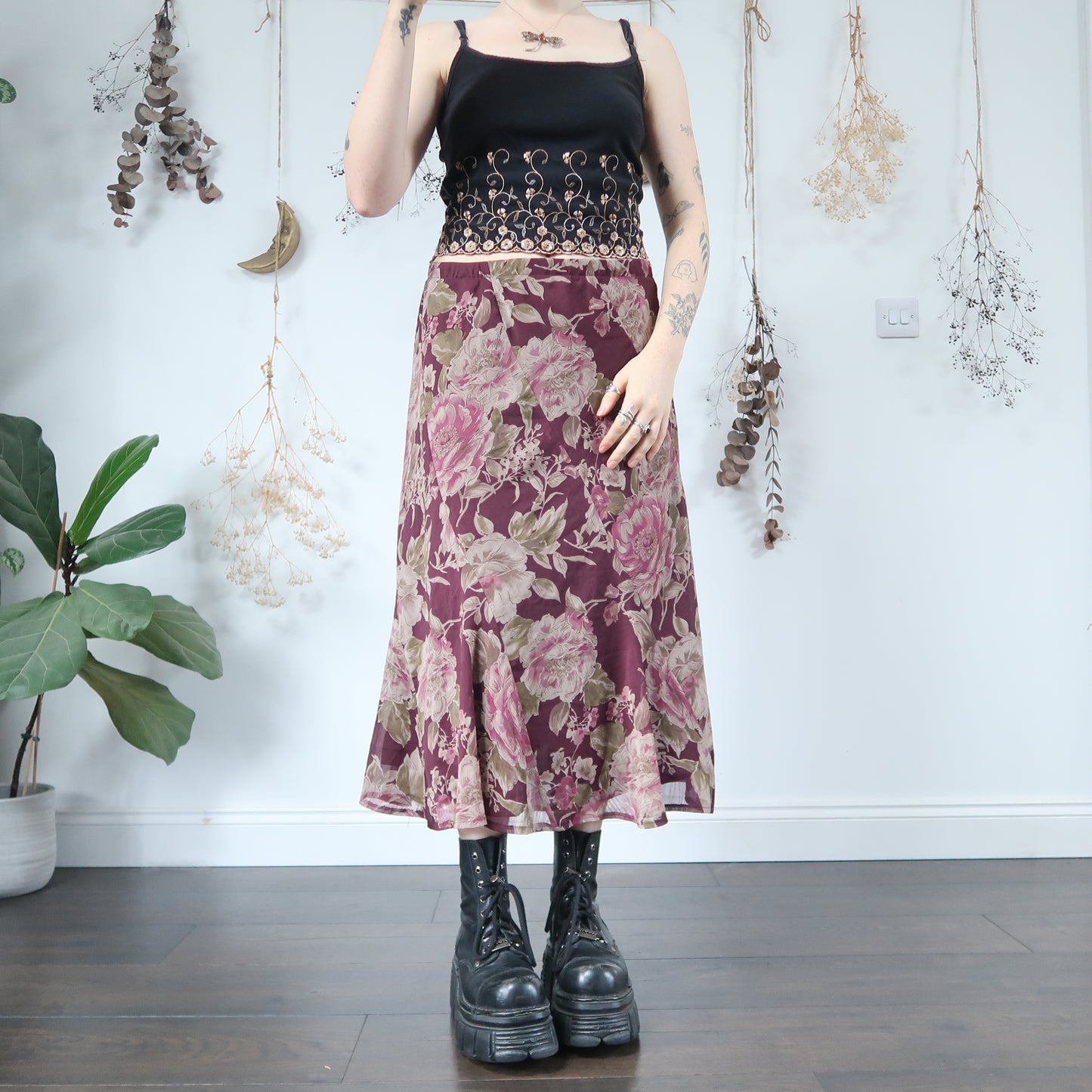 Purple floral skirt - size M/L