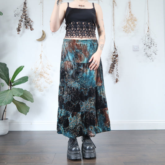 Velvet tiered skirt - size M/L