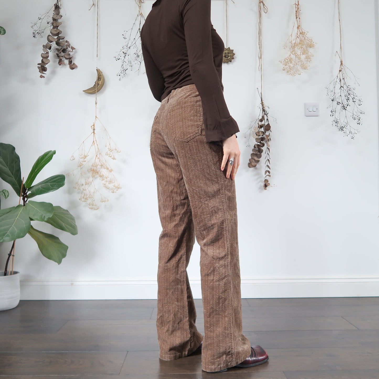 Brown velvety trousers - size M