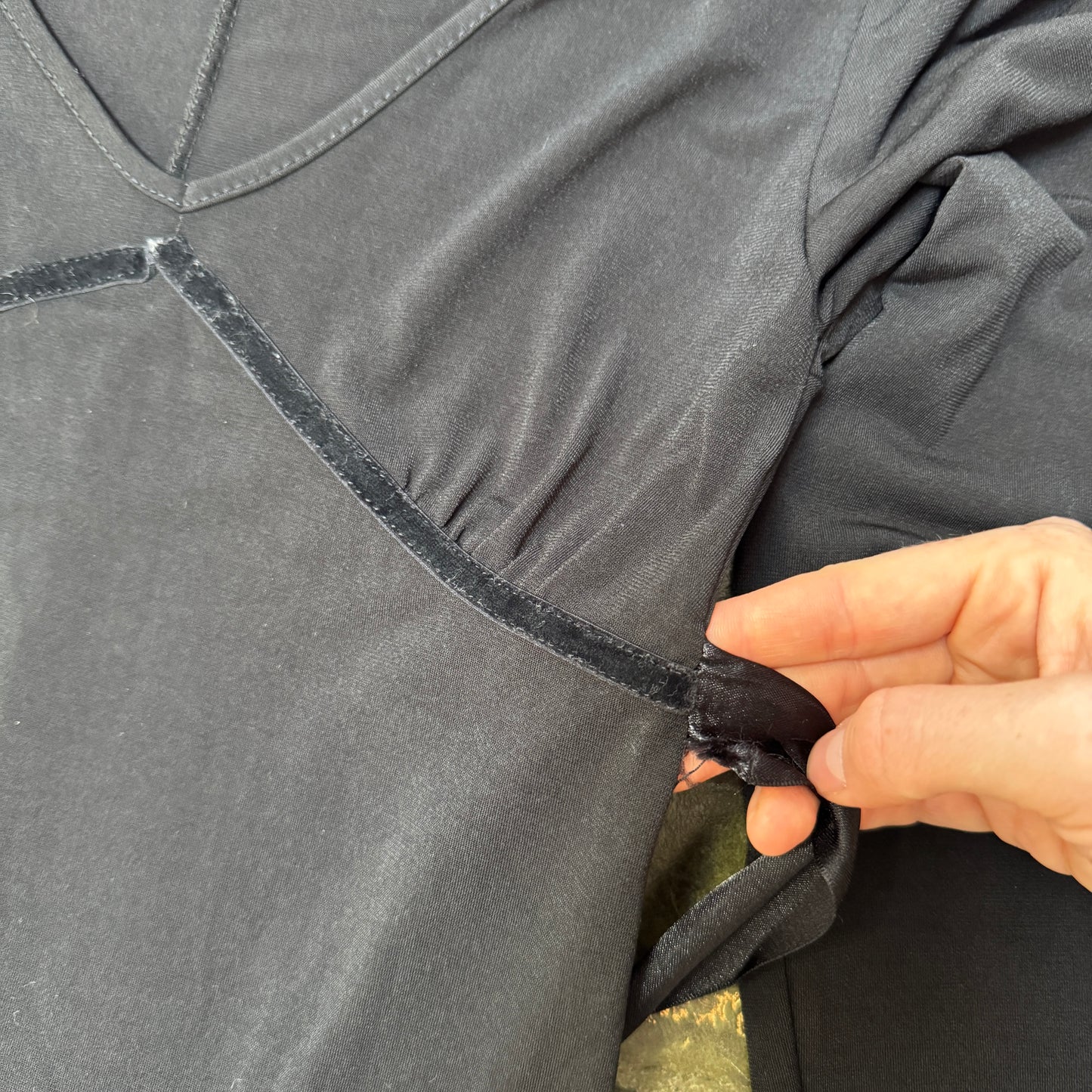 Black long sleeve dress - size S