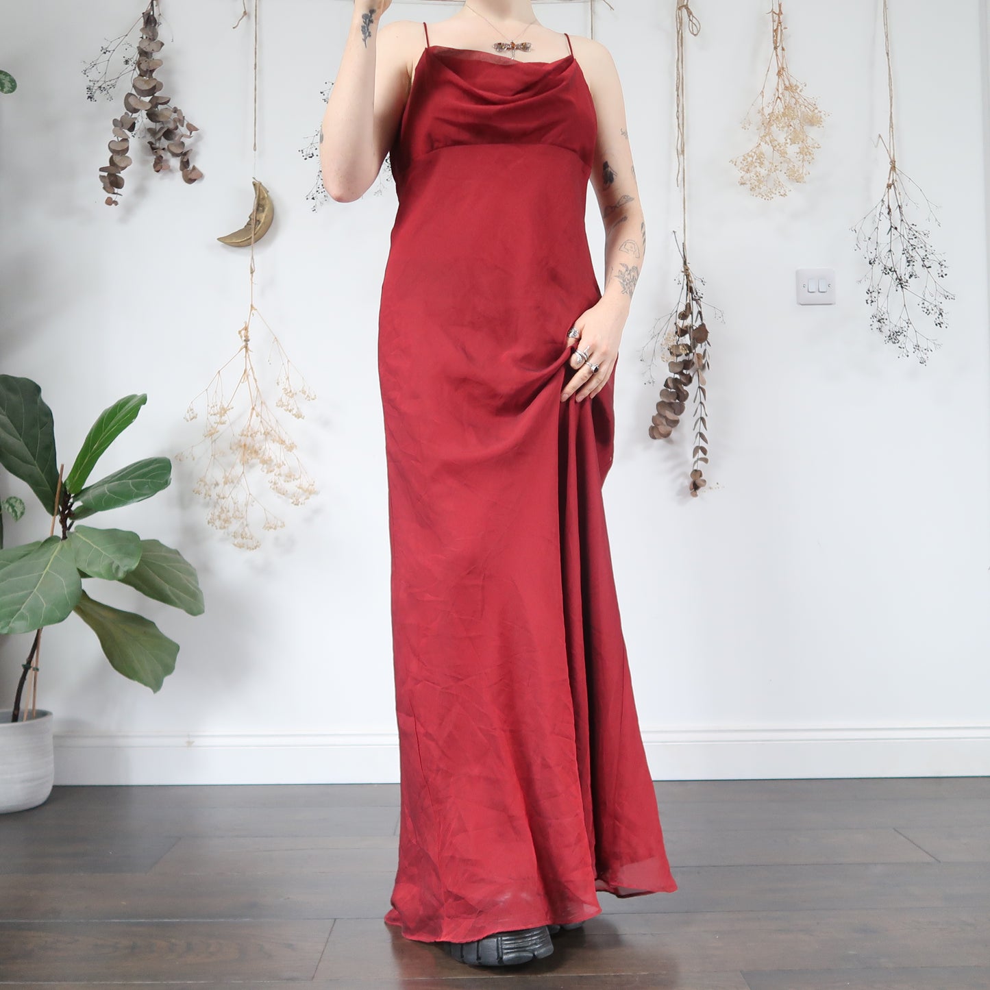 Red evening dress - size L