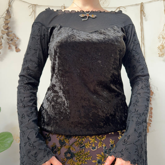 Witchy top - size M