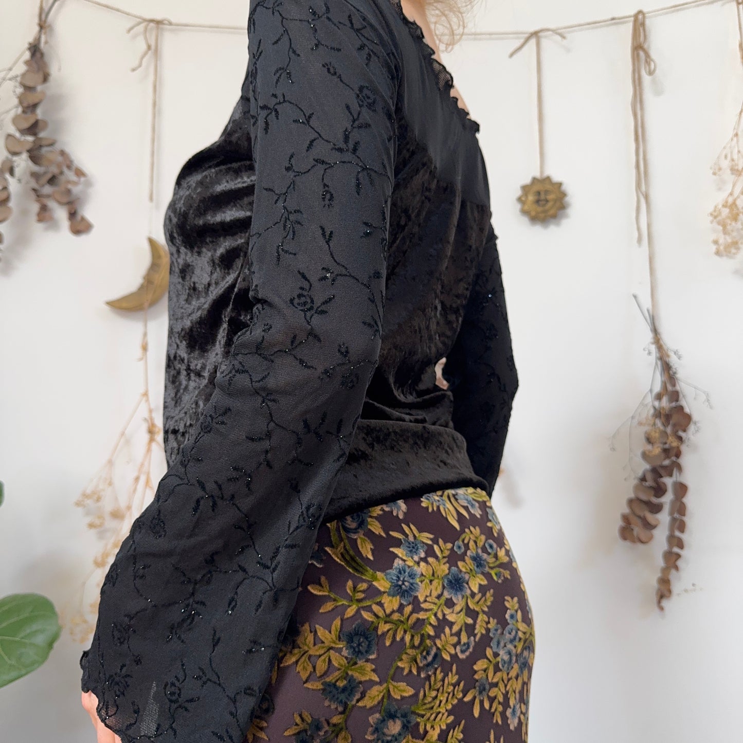 Witchy top - size M