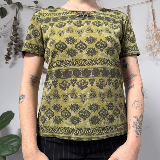 Green tshirt - size M/L
