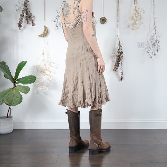 Taupe midi dress - size L