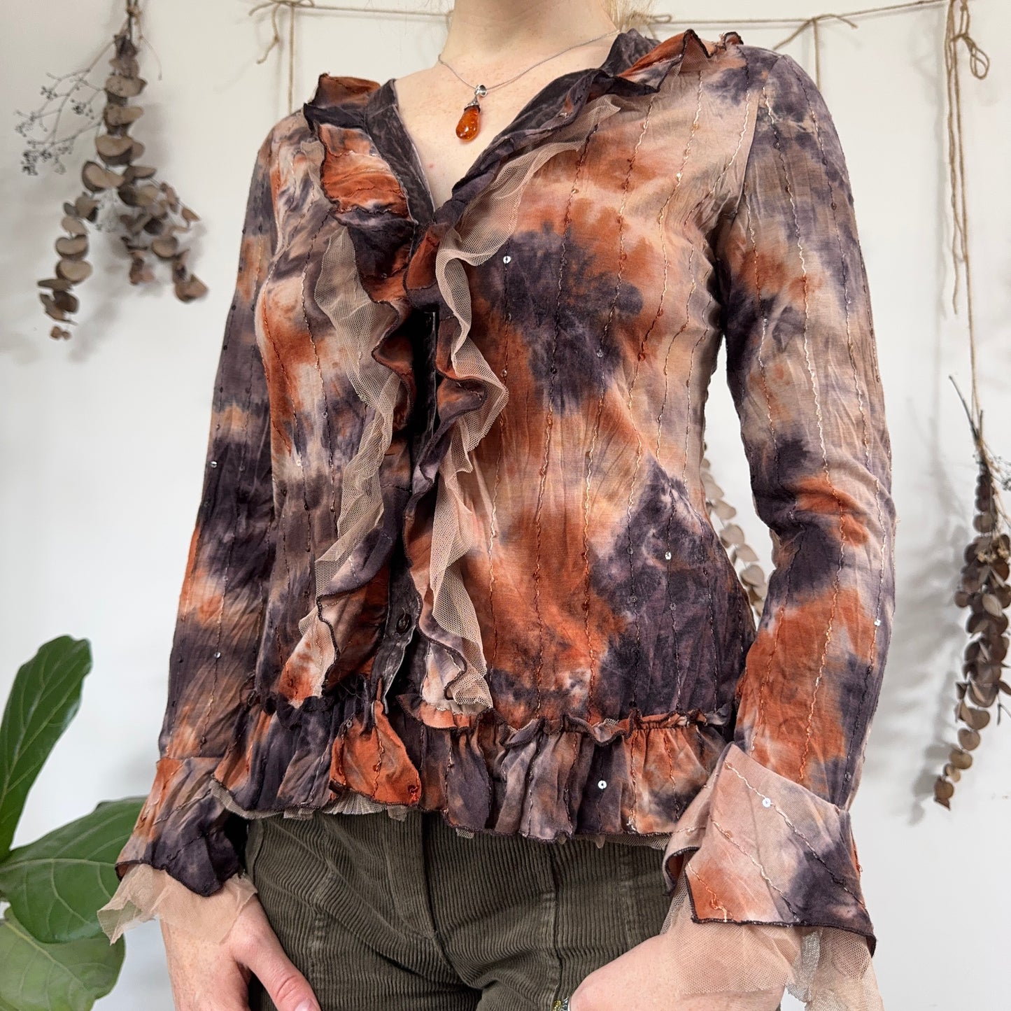 Ruffle blouse - size M/L