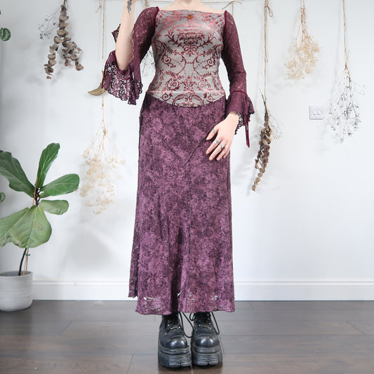Purple lace skirt - size M/L