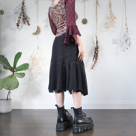 Black midi skirt - size M