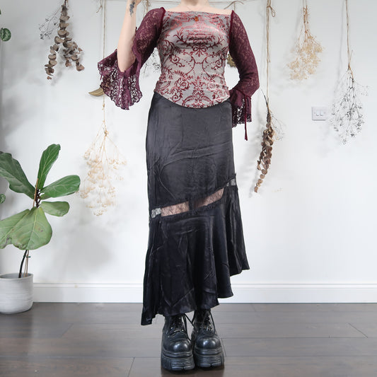Black satin skirt - size L