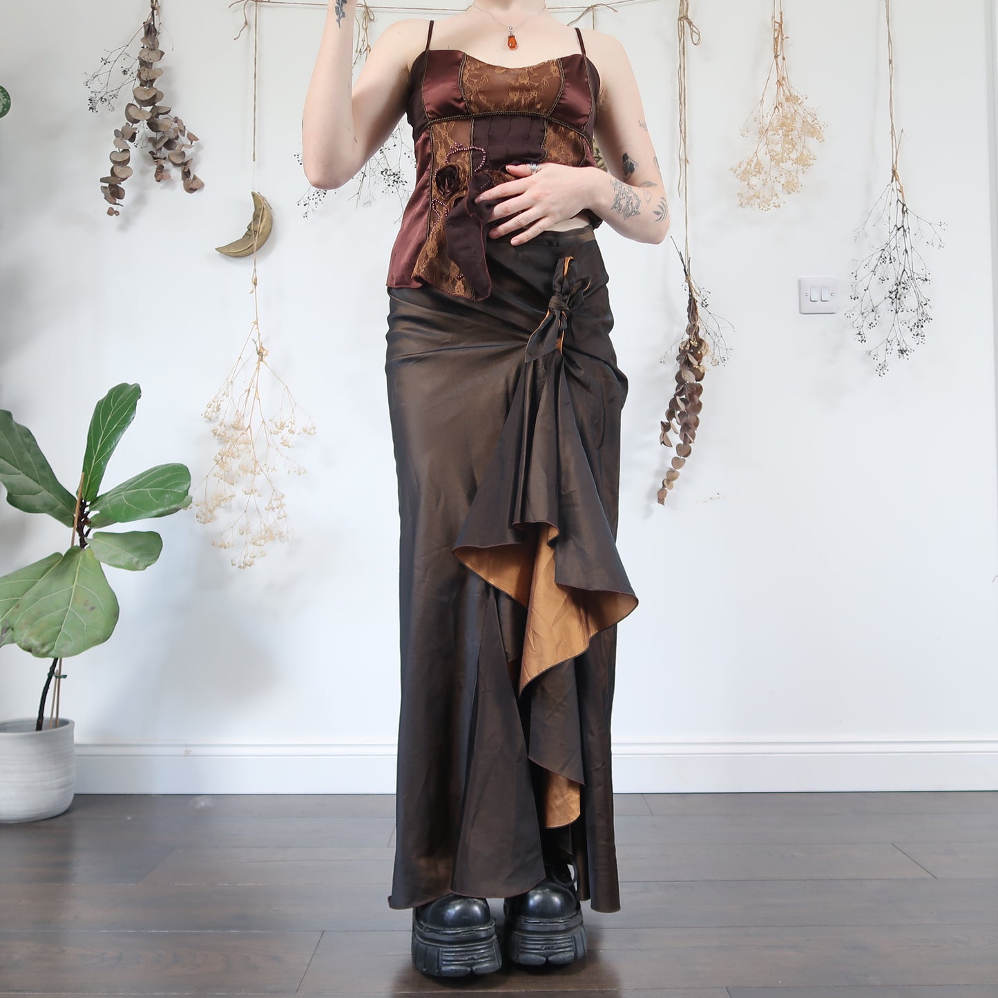 Bronze hitch skirt - size M