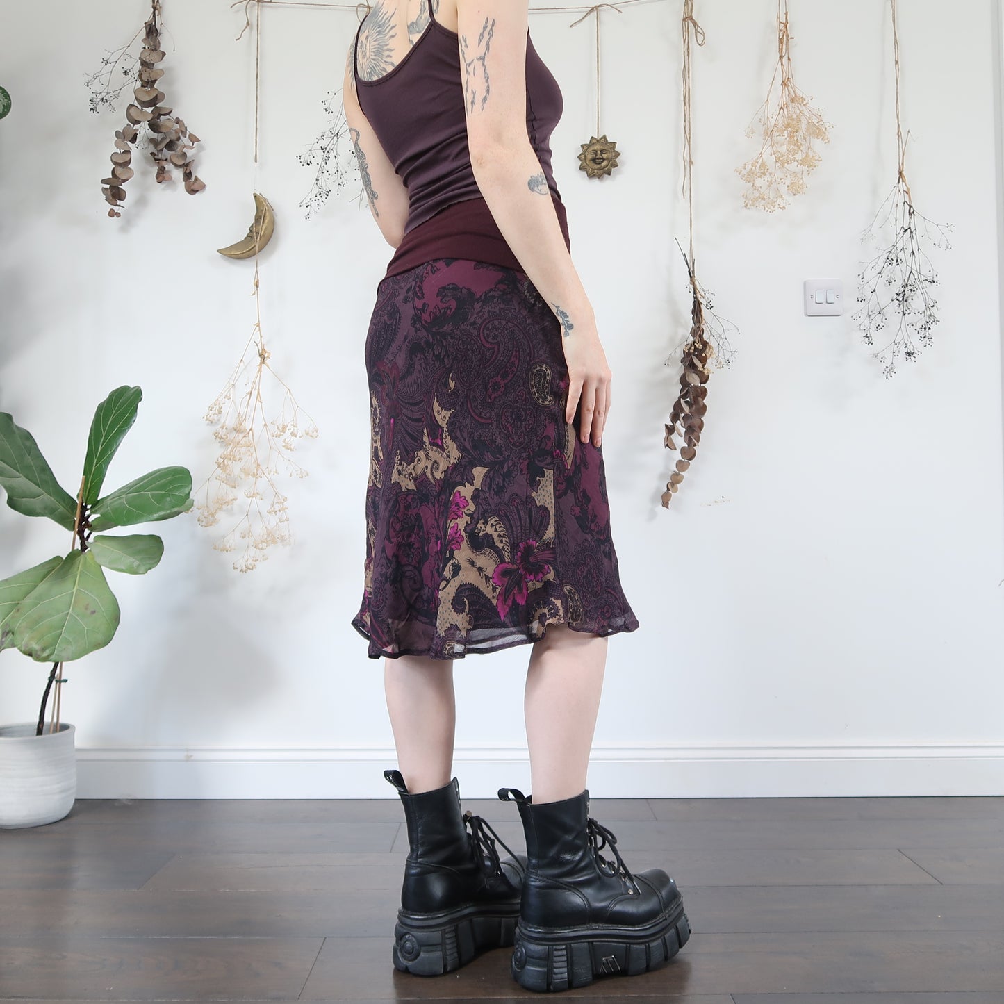 Purple paisley skirt - size M