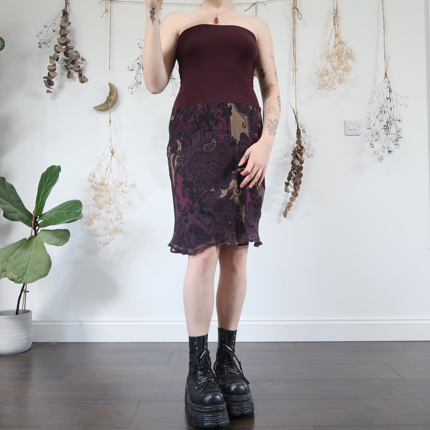 Purple paisley skirt - size M