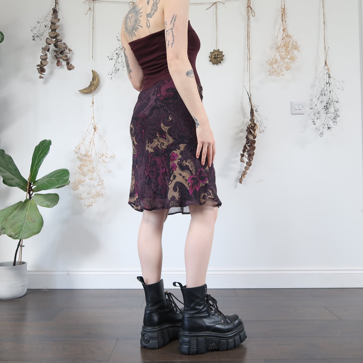 Purple paisley skirt - size M