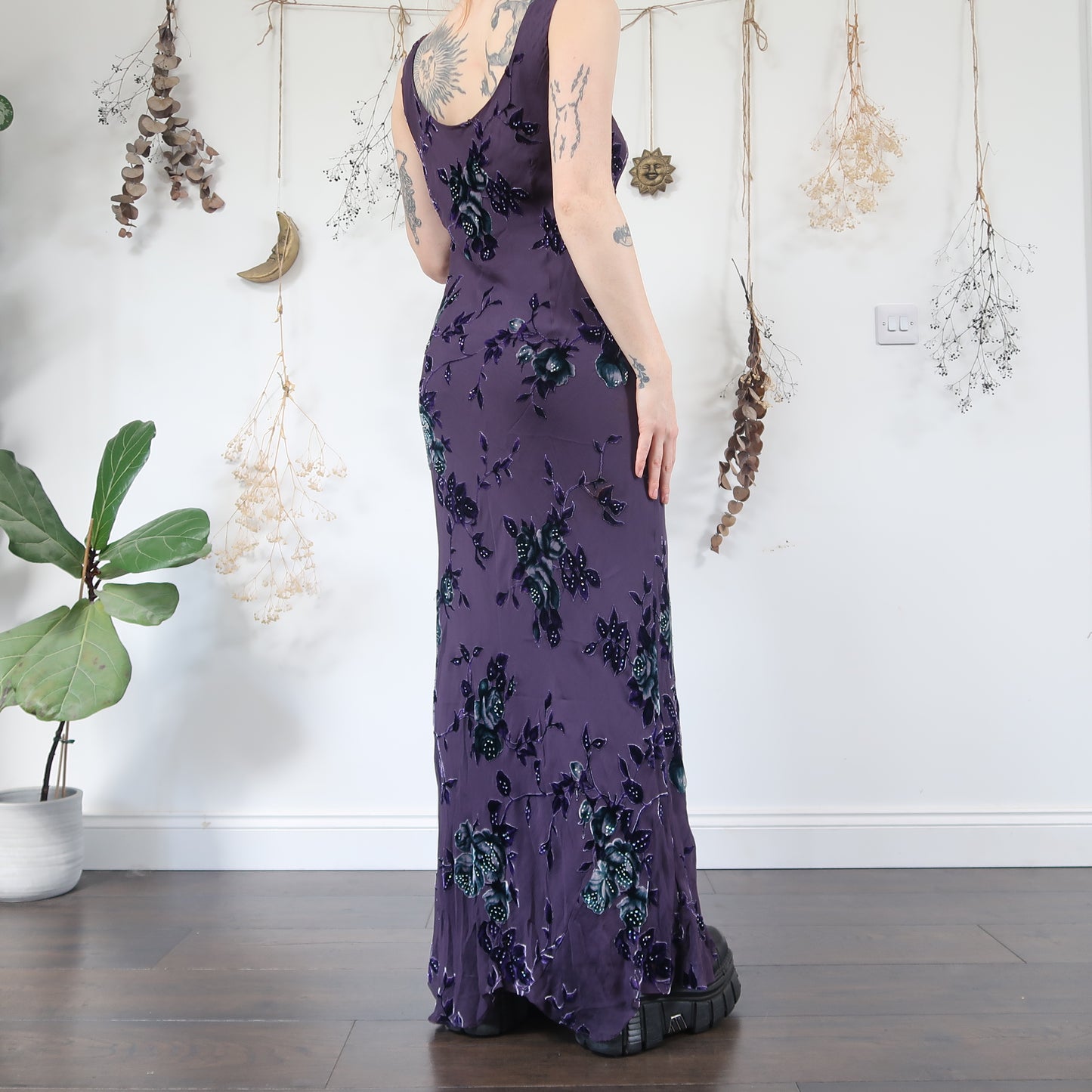 Purple velvet dress - size M
